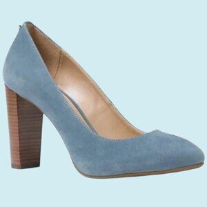 Michael Kors Suede Pump Size 9M Chambray Blue Susan Flex Stacked Heel NWOB